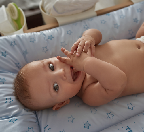 Diaper_change_1048x964_d3e8b06b-afdc-4566-8141-ce18ecbfa101 - Mustela Multi-market - 1