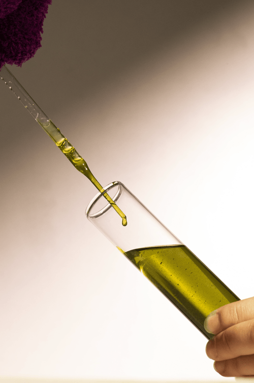 2024_STELATOPIA_-V2-CAMPAIGN_PHOTOS_INGREDIENTS_AVOCADO-OIL-min - Mustela Multi-market - 1